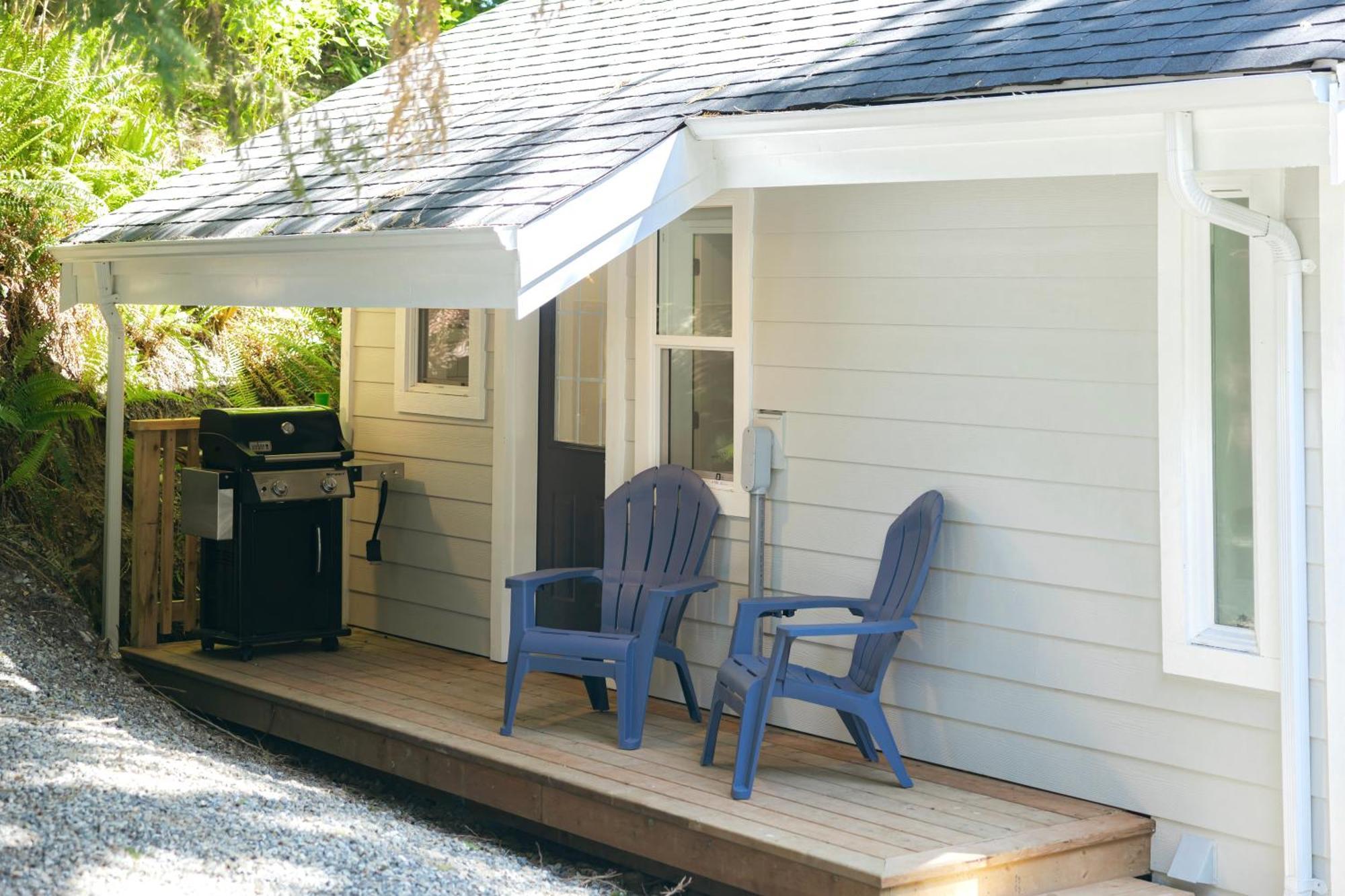 Surfs Inn Guesthouse & Cottages Ucluelet Eksteriør billede